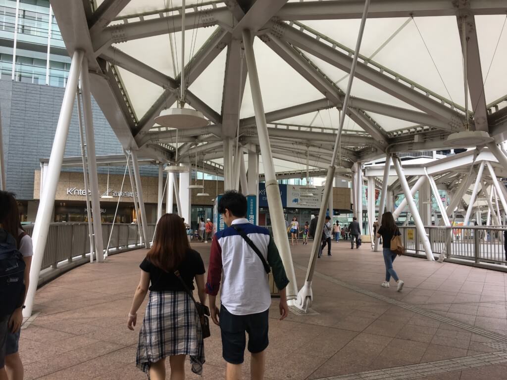 天王寺駅歩道橋